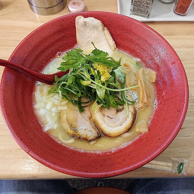 鶏白湯ラーメン　塩(麺匠 輪)