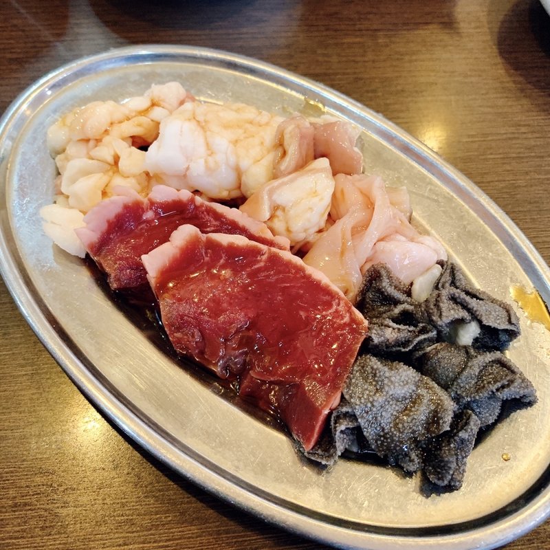 ホルモン盛合せ(ホルモン徳いち)