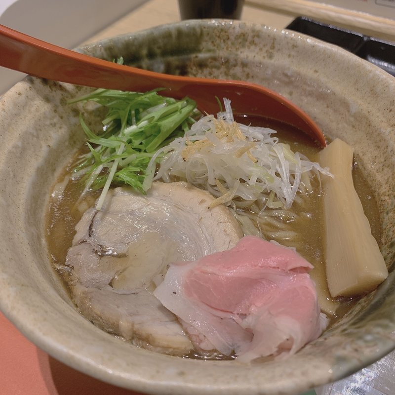 焼きあご塩らー麺(焼きあご塩らー麺たかはし)