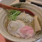 焼きあご塩らー麺(焼きあご塩らー麺たかはし)
