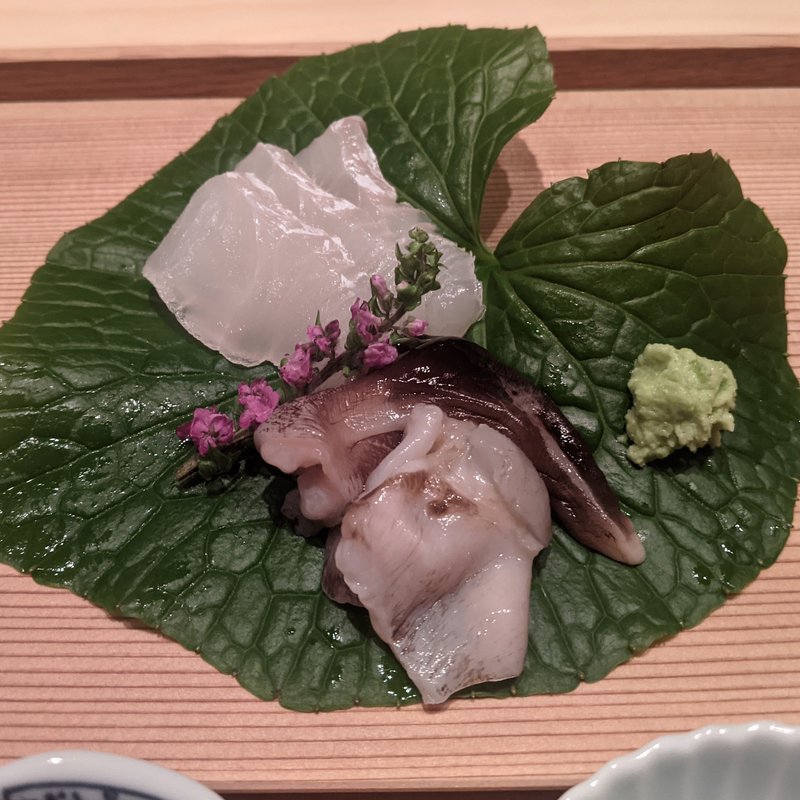 舞鶴産トリ貝、北海道産マコガレイ(わたなべ)