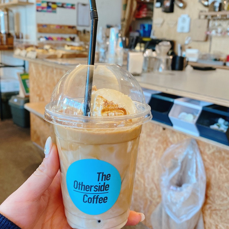 バニラアフォガートラテ(アイス)(The Otherside Coffee)