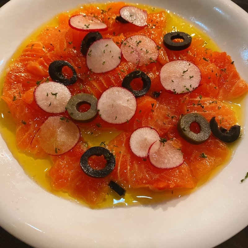 サーモンのカルパッチョ(イタリアンキッチン bel tempo （ベルテンポ）)