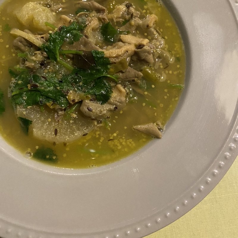 牛モツとパクチーのスープカレー(ガラムマサラ)