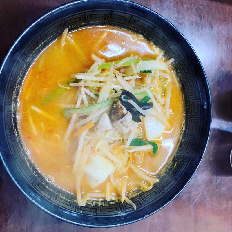 ウリ辛ラーメン(ナリウム食堂)