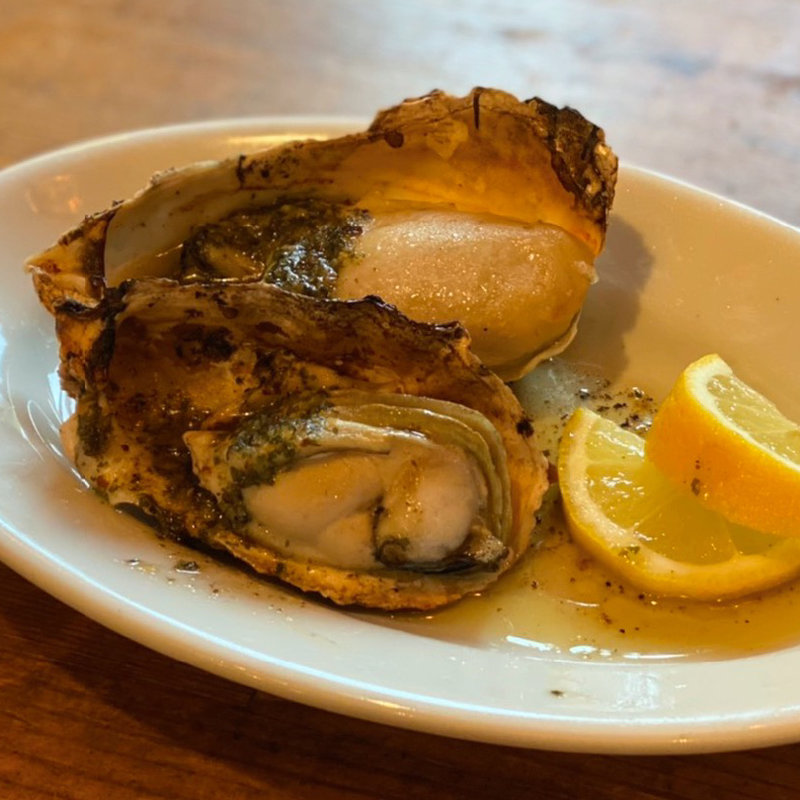 広島産牡蠣のガーリックバター焼き2個(カンパーニュ 川西本店 )