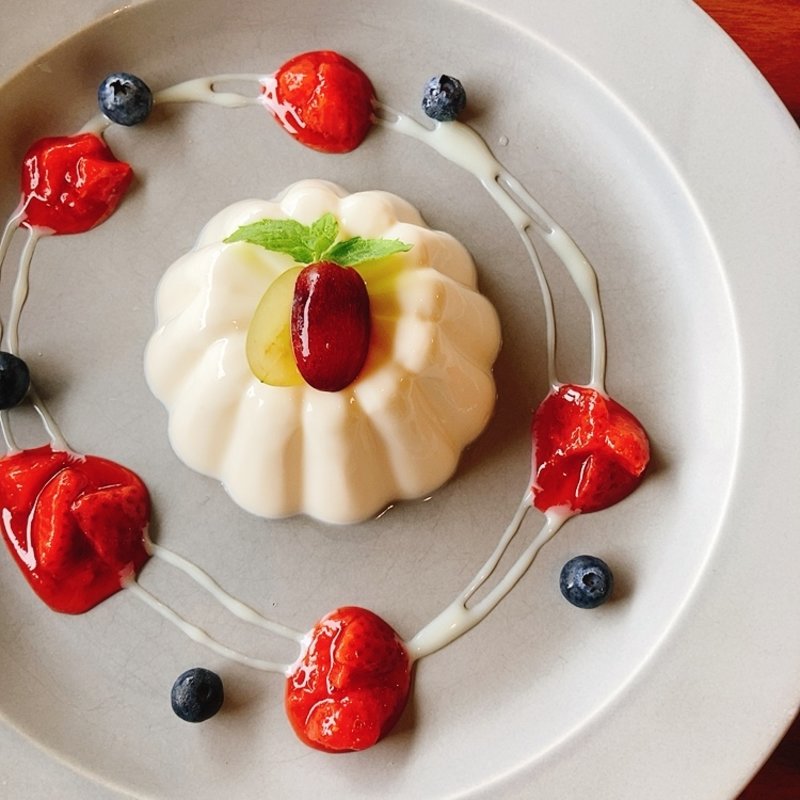 ふるふる杏仁豆腐(安藝の國　茶房　庭テラス)