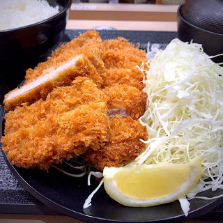 ロースかつ＆大判ヒレかつ定食(松のや 仙台中央店)