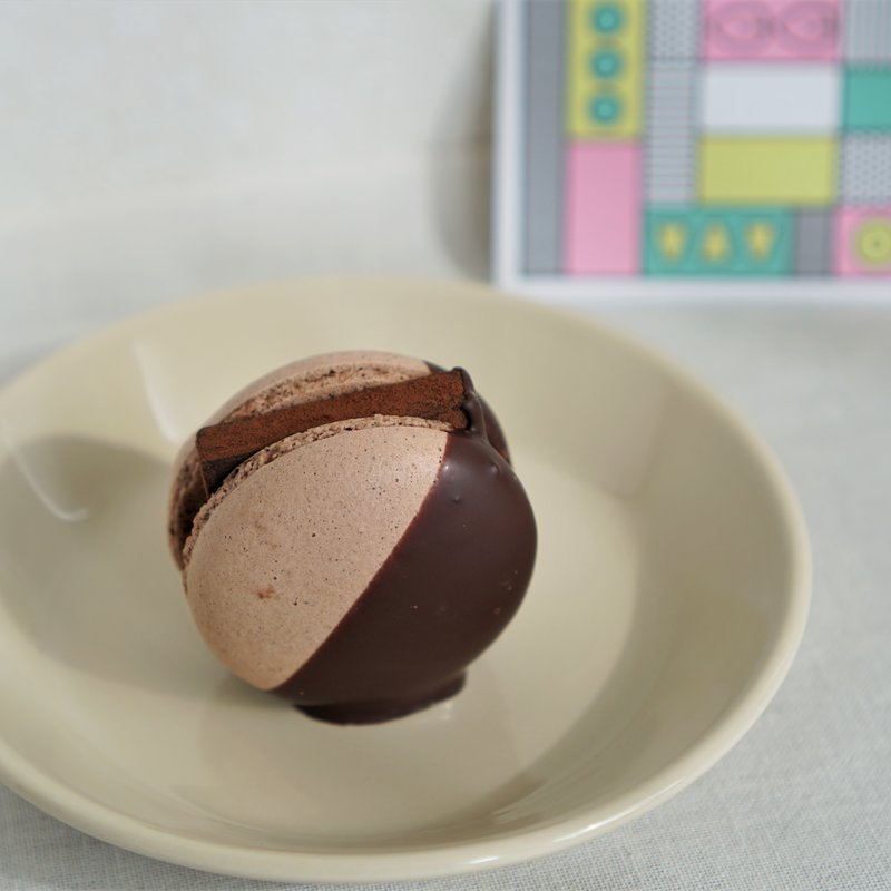 生チョコマカロン（1個入り）(Majisand)