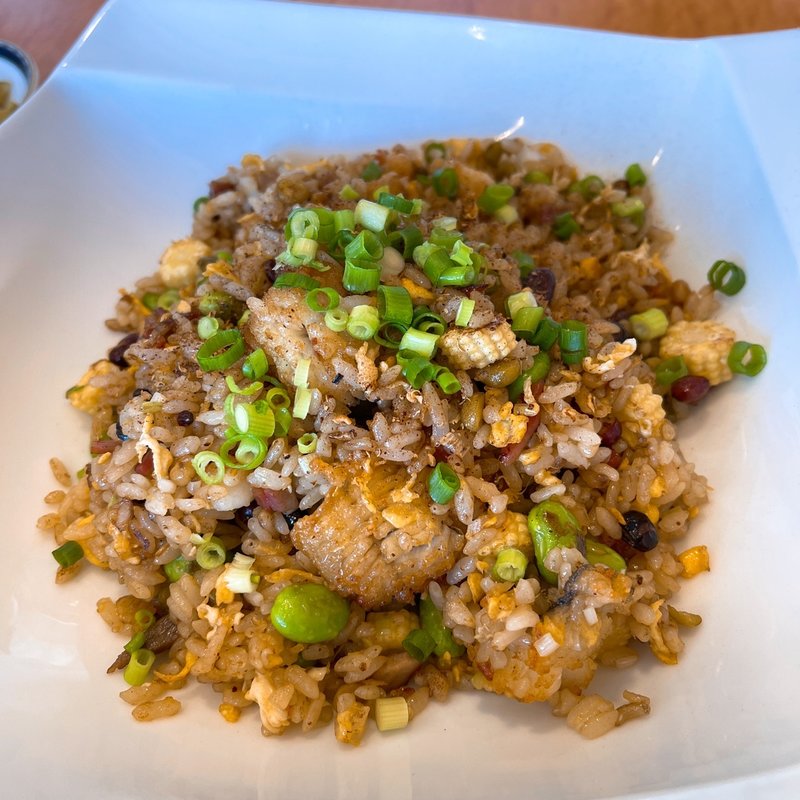 鱧と五穀米の炒飯、花椒の香り(銀座アスター 四季彩そごう大宮店)