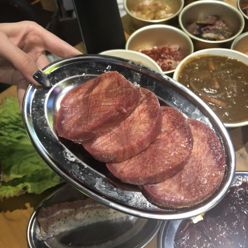 牛タン(レモホル酒場×Mr.チージュ エル京橋店)