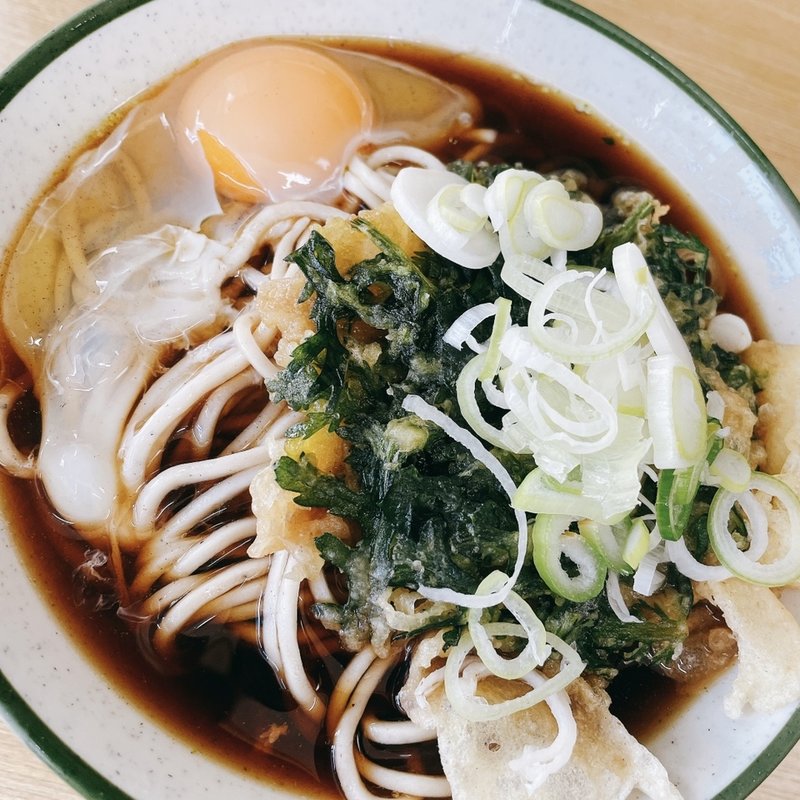 春菊天そば、生卵(ふじた )