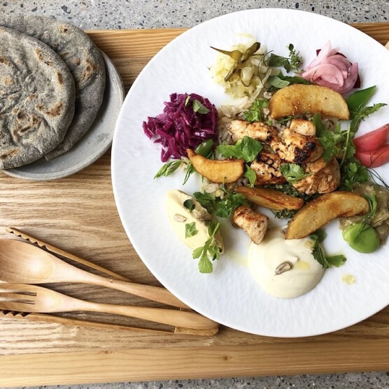 チキンのシャワルマ(汽 ki)