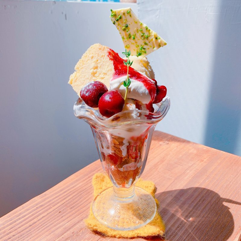 アメリカンチェリーパフェ(etone （エトネ）)