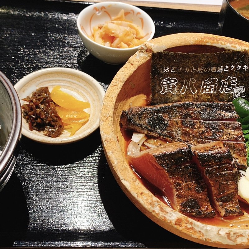かつおの藁焼きたたき定食(寅八商店 梅田店)