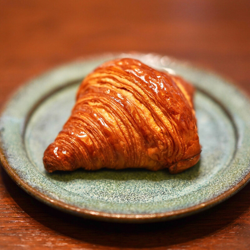 クロワッサン(Scene KAZUTOSHI NARITA（シーン カズトシ ナリタ）)