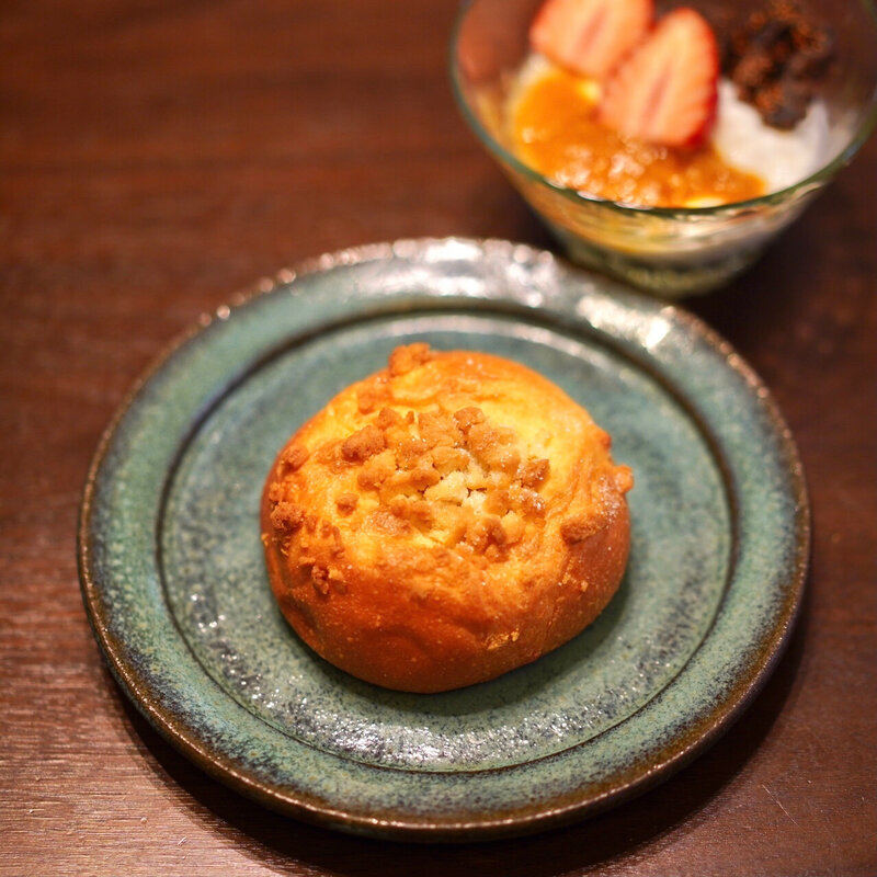 メロンパン(Scene KAZUTOSHI NARITA（シーン カズトシ ナリタ）)