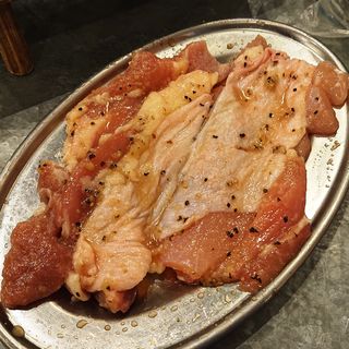 鶏モモ(焼肉チョモランマ)