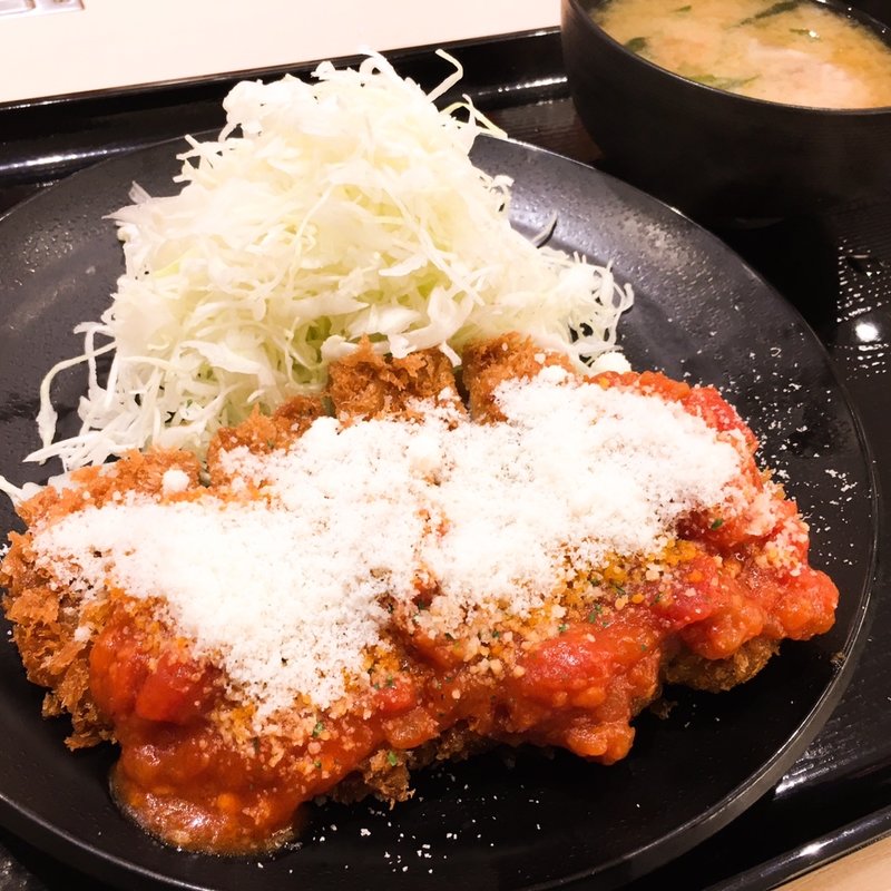 チーズトマロースカツ定食(松乃家 JR尼崎店 )