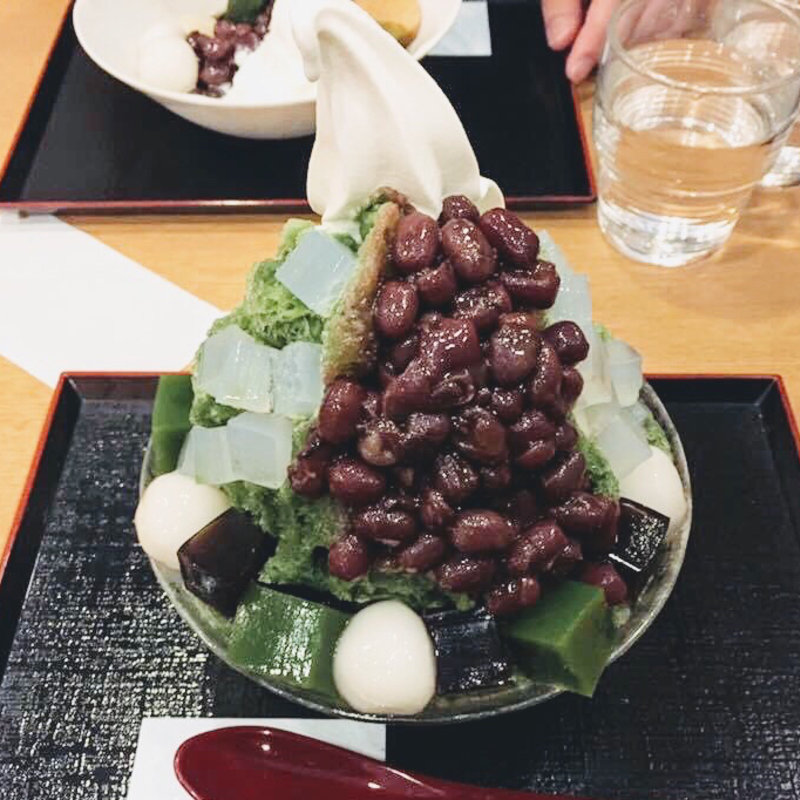 クリームあんみつ氷(茶房 いせはん )