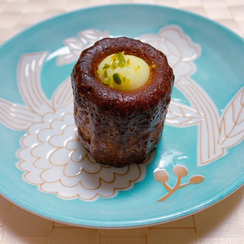 ピスタチオ　カヌレ(立町カヌレ)