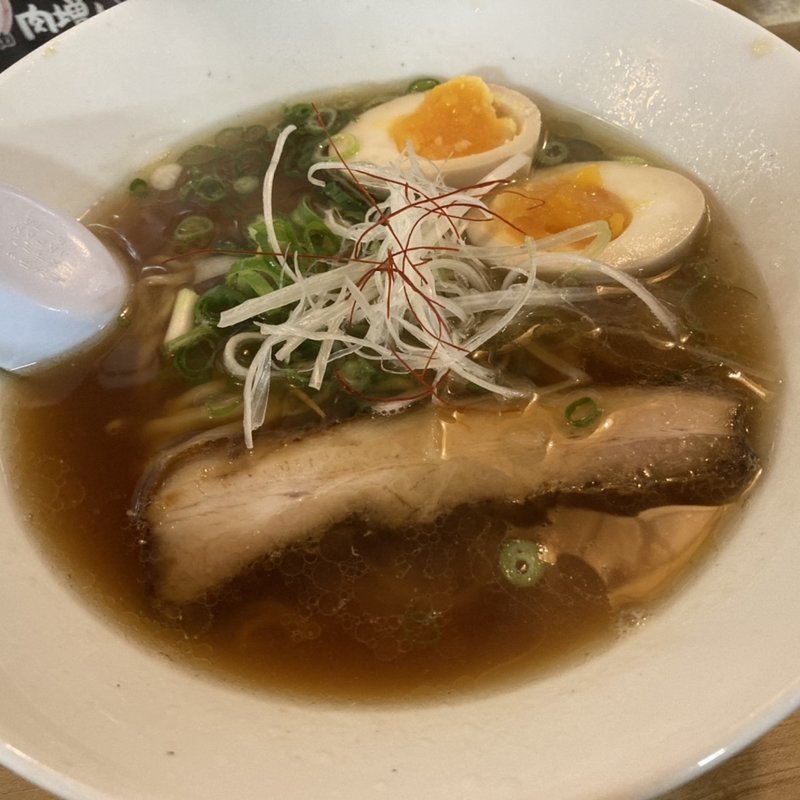 吟醸醤油らーめん(まんねん 本店 )