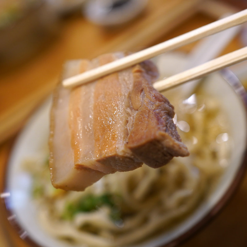 沖縄そば(てぃしらじそば )