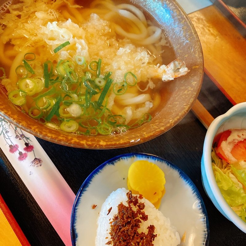 えび天うどん 温(釜揚げかわ平(うどん))