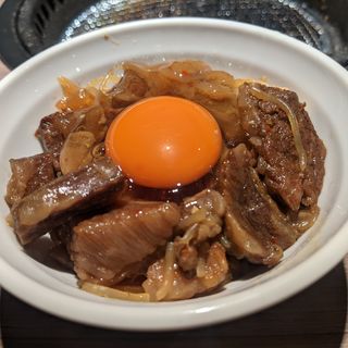 牛丼(肉と日本酒 )