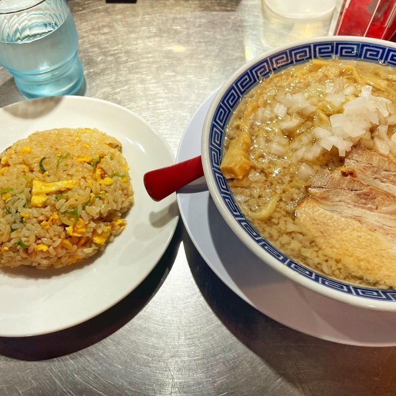 背脂中華そば&半炒飯(新潟発祥 中華そば なおじ 東陽町)