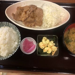 生姜焼き定食(野方食堂)
