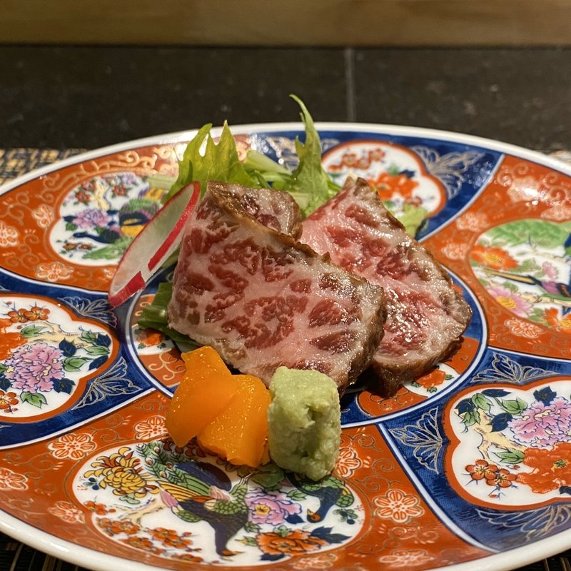 先附　松阪牛漬けたたき 卵黄の醤油漬け(和牛と美野菜 行光)