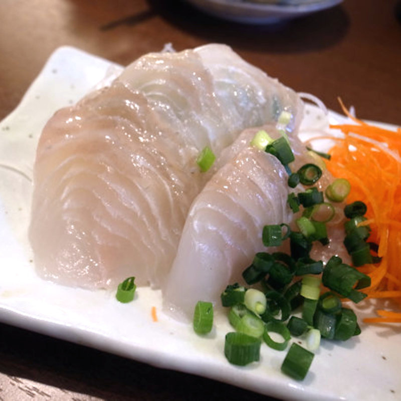 ひらめ刺身(食堂 高ひろ)