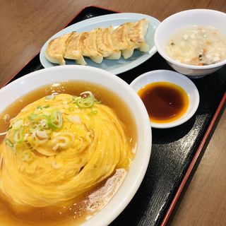 餃子と飯セット（天津飯）(台湾料理　興福順)