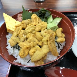 生ウニ丼(田代餅店 魚菜市場店 )
