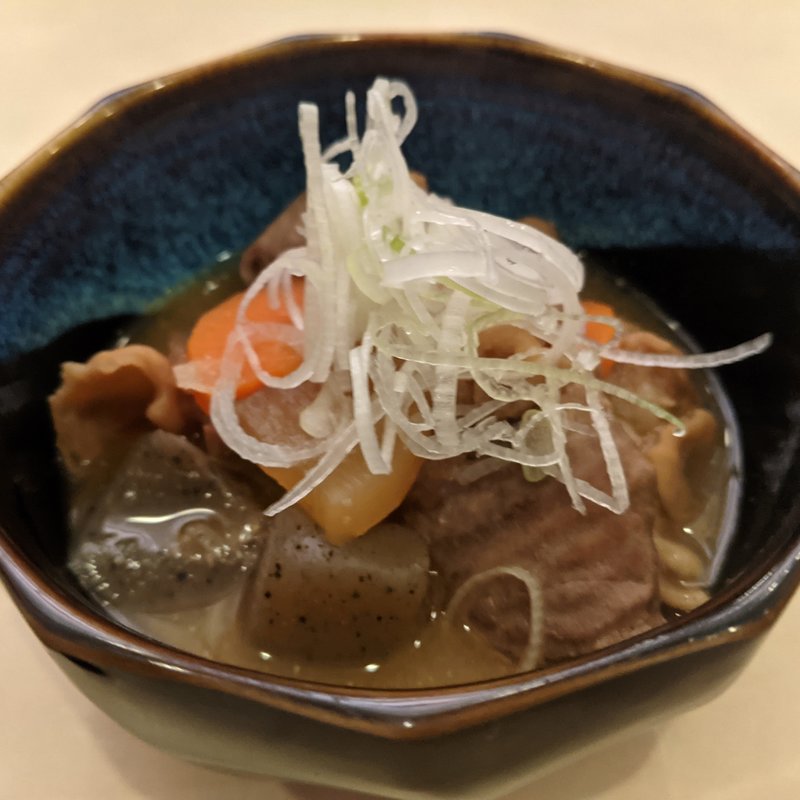 佐助豚ホルモン味噌煮込み(日本酒と肴 ふるさと)