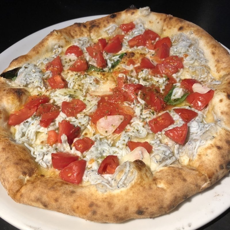 チチニエッリロッソ(pizza juicy)