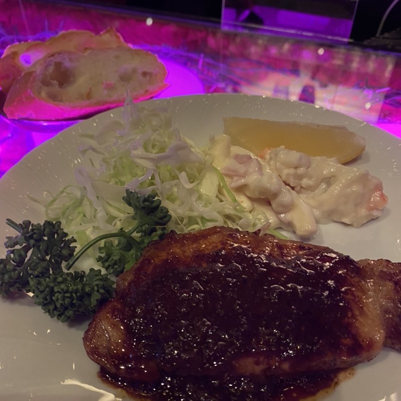 ポークチャップ(肝劇場 （フォアグラゲキジョウ）)