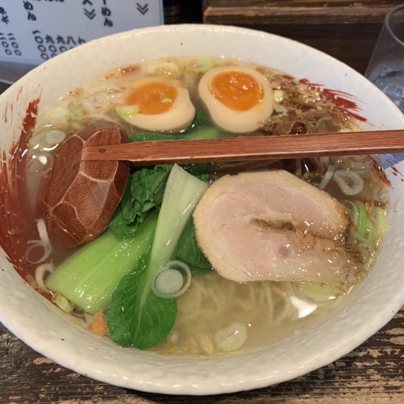 塩らーめん 煮卵(らーめん中々 （らーめんなかなか）)