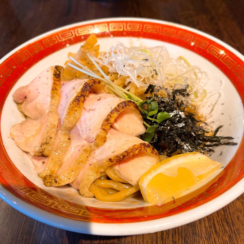 燻製醤油まぜそば(やきとりdeワイン酒場 Hirukara)