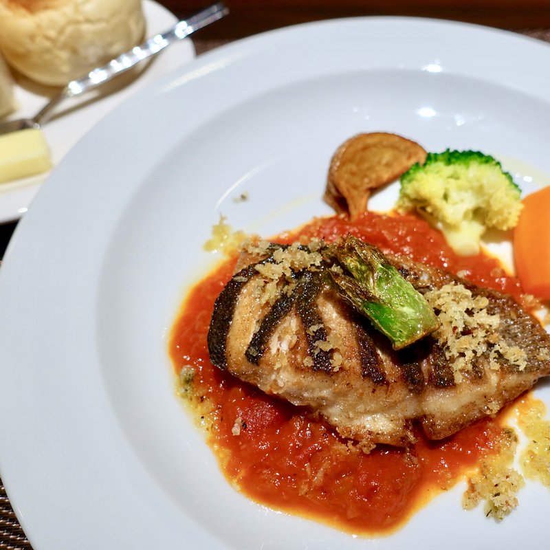 洋食ランチ　白身魚のポアレ(DINING けん吉)