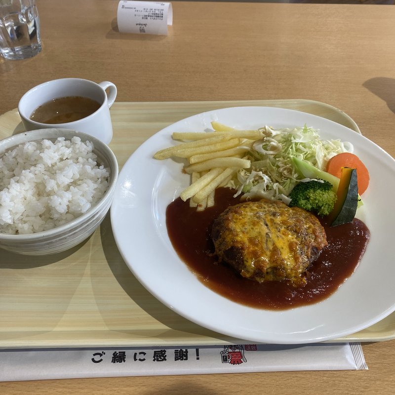 ビーフチーズハンバーグデミトマトソース(ジャックポット 狛江 )