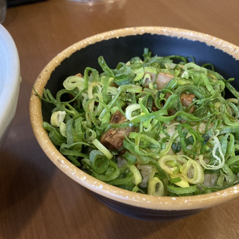 九条ねぎと刻み焼き豚ご飯(ラーメン道 天神)