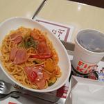 洋食屋さんのナポリタン(ファーストキッチン ヨシヅヤ名古屋名西店)