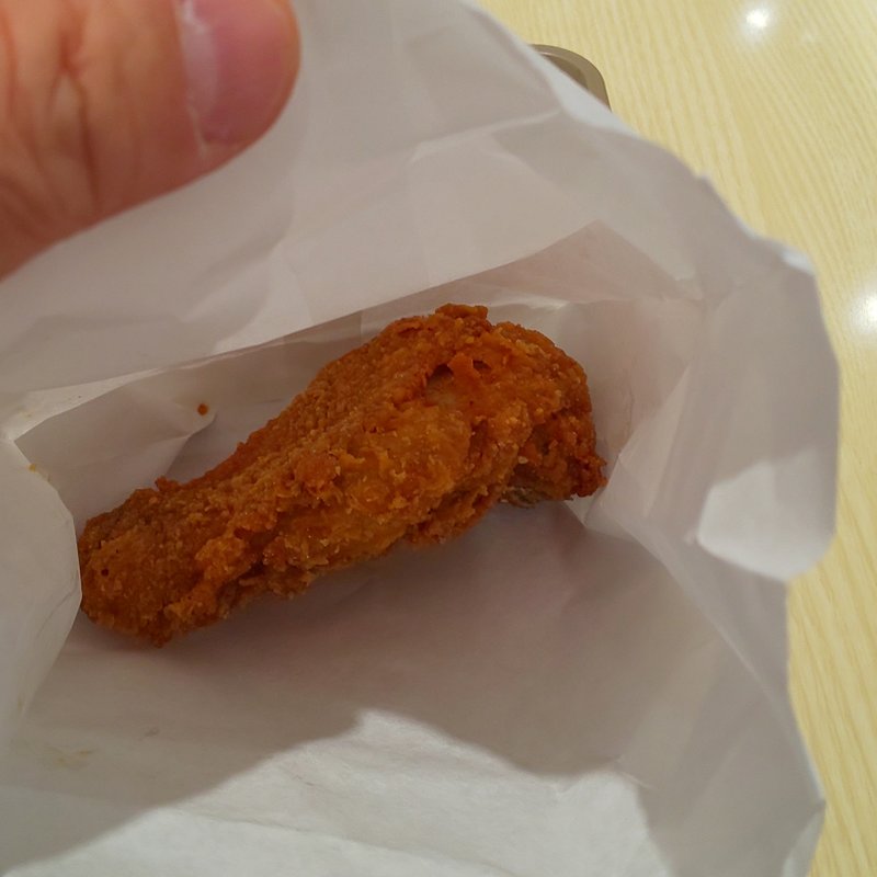 フライドチキン(ファーストキッチン ヨシヅヤ名古屋名西店)