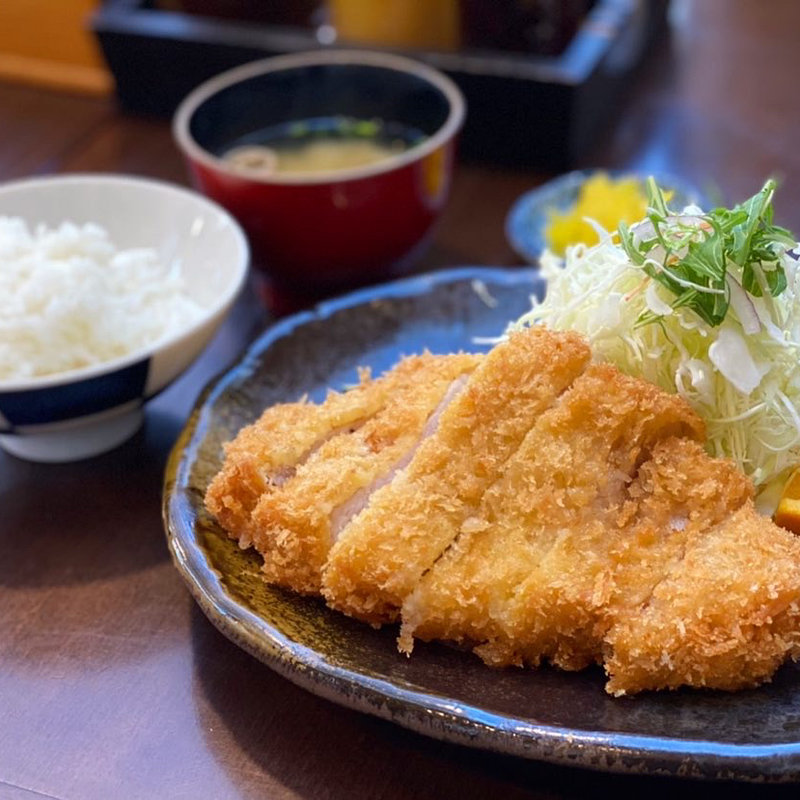 六白黒豚 ロースカツ定食（170g）(創作浪漫館 TONTON こだわりとんかつと創作料理)