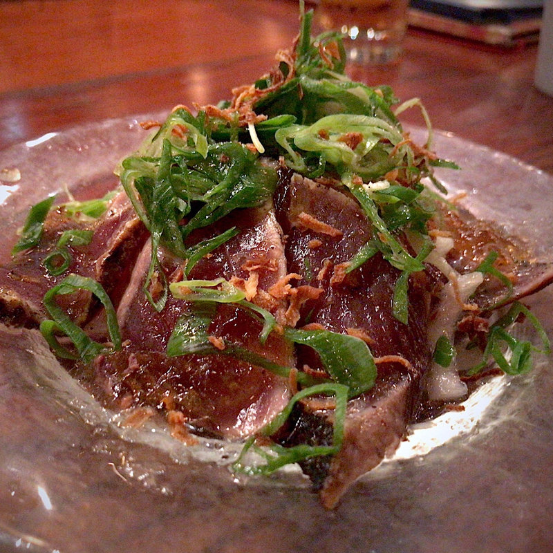 鰹のたたき 薬味まみれ(権八 西麻布 （GONPACHI）)