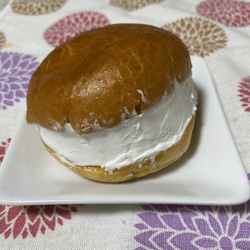 マリトッツォ(ブーランジェリー  アン)