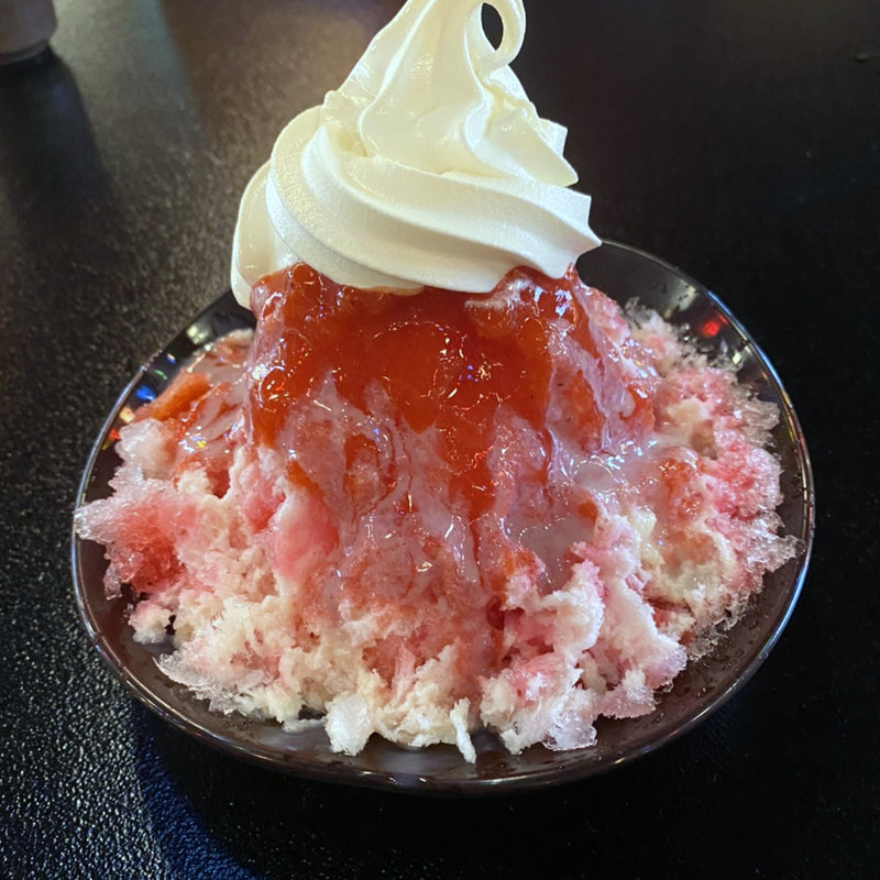 いちごみるく(かき氷)(雪うさぎ 大江戸温泉フードコート内)