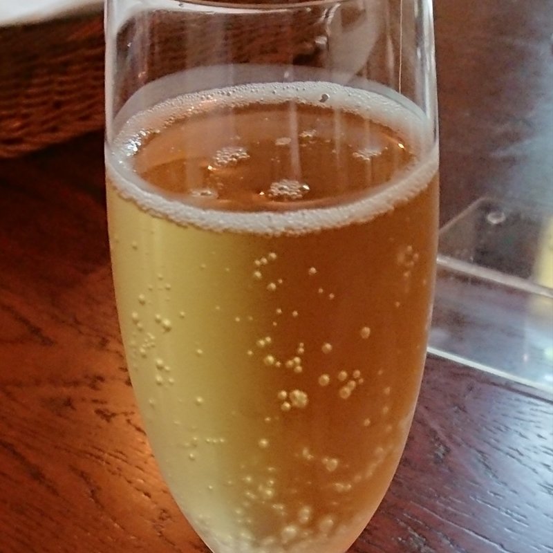 ノンアルコールスパークリングワイン(レストラン＆パティスリー 木かげ茶屋)